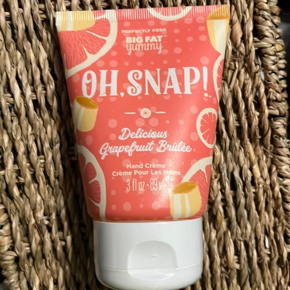Perfectly Posh Other - Perfectly Posh Bog fat yummy Oh Snap